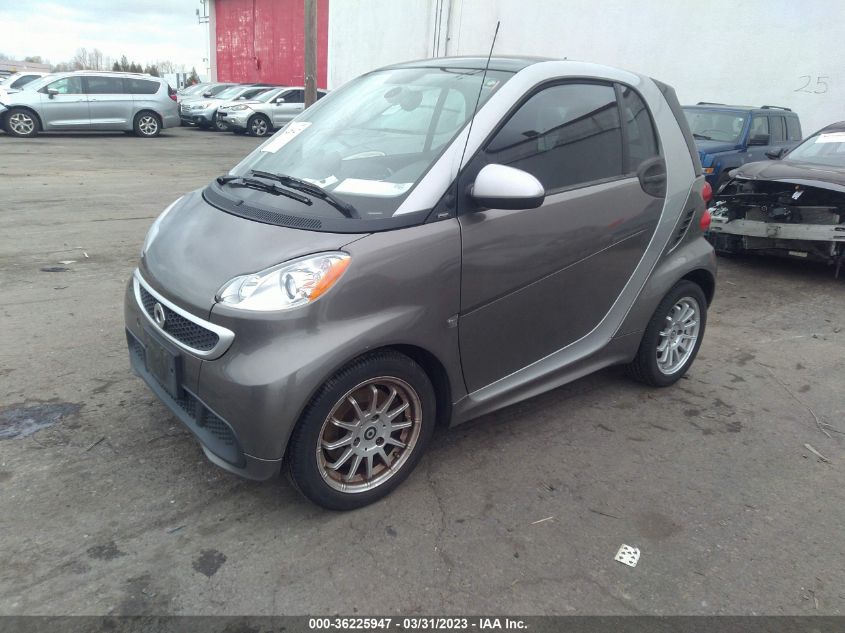 2013 SMART FORTWO PURE/PASSION - WMEEJ3BAXDK600398