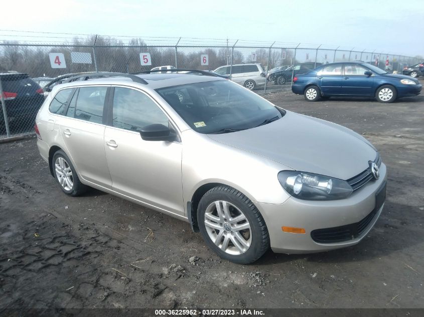 2013 VOLKSWAGEN JETTA SPORTWAGEN TDI W/SUNROOF - 3VWPL7AJ8DM637336