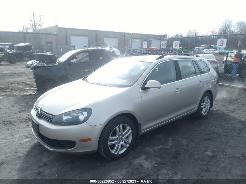 2013 VOLKSWAGEN JETTA SPORTWAGEN TDI W/SUNROOF - 3VWPL7AJ8DM637336