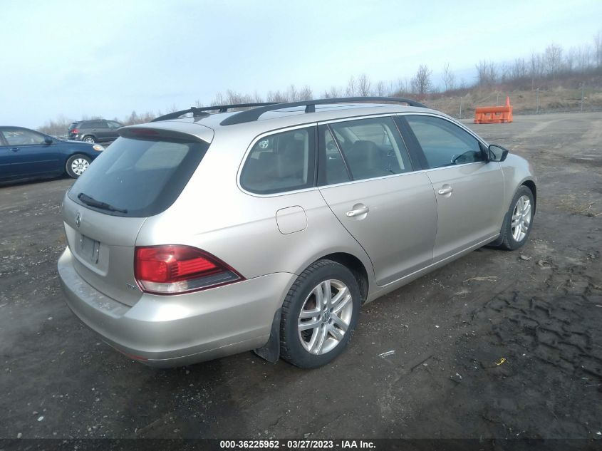 2013 VOLKSWAGEN JETTA SPORTWAGEN TDI W/SUNROOF - 3VWPL7AJ8DM637336