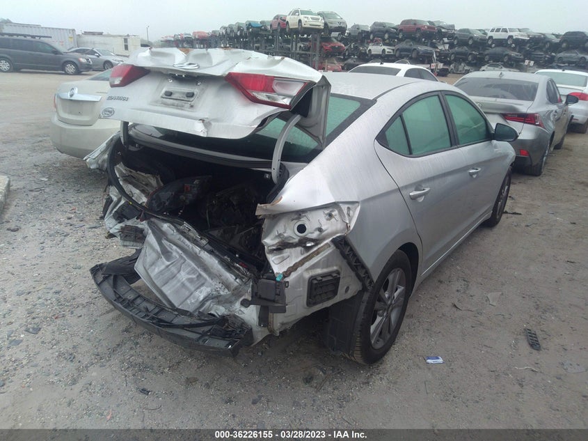 VIN 5NPD84LF4JH369322 2018 HYUNDAI ELANTRA SEL