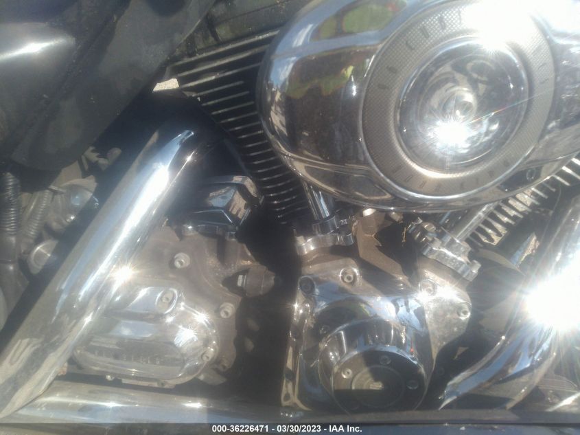 2008 HARLEY-DAVIDSON FLHR - 1HD1FB4108Y663792