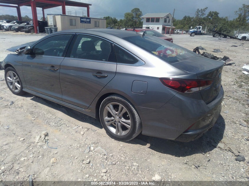 VIN 5NPE34AF2JH705362 2018 HYUNDAI SONATA SPORT+