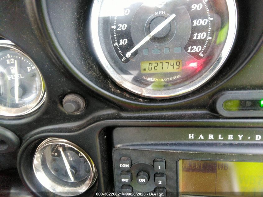 2010 HARLEY-DAVIDSON FLHTK - 1HD1KEM13AB672945