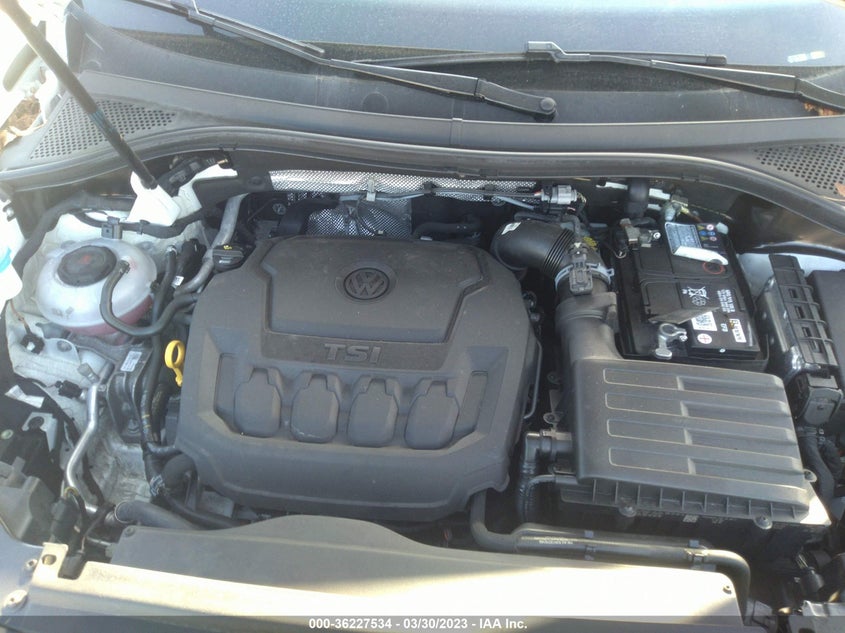 VIN 3VV3B7AX7JM120325 2018 VOLKSWAGEN TIGUAN SEL/SE
