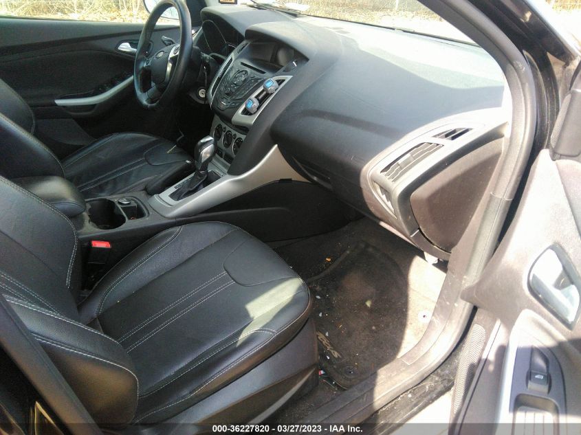 2014 FORD FOCUS SE - 1FADP3K28EL444235