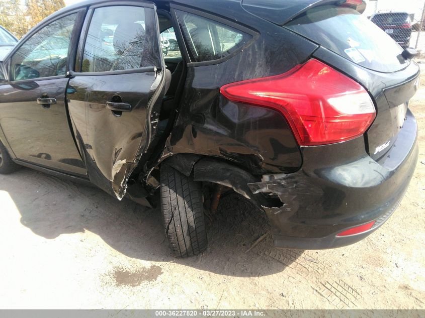 2014 FORD FOCUS SE - 1FADP3K28EL444235