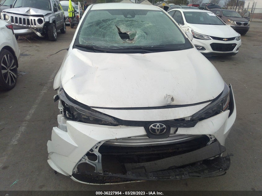 VIN 5YFEPRAE6LP067812 2020 TOYOTA COROLLA LE