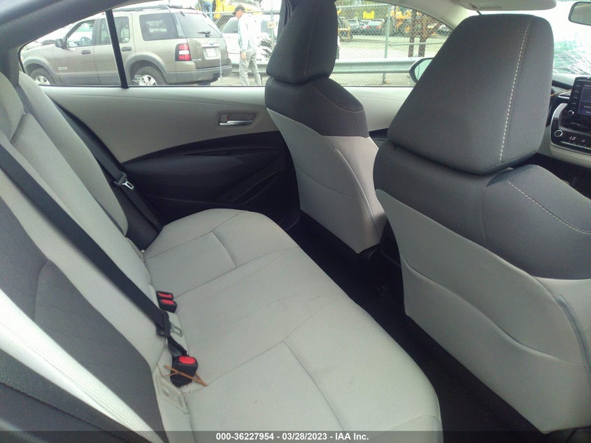 VIN 5YFEPRAE6LP067812 2020 TOYOTA COROLLA LE