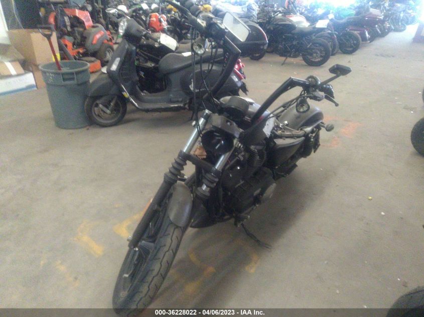 2017 HARLEY-DAVIDSON XL883 IRON 883 - 1HD4LE215HC405744
