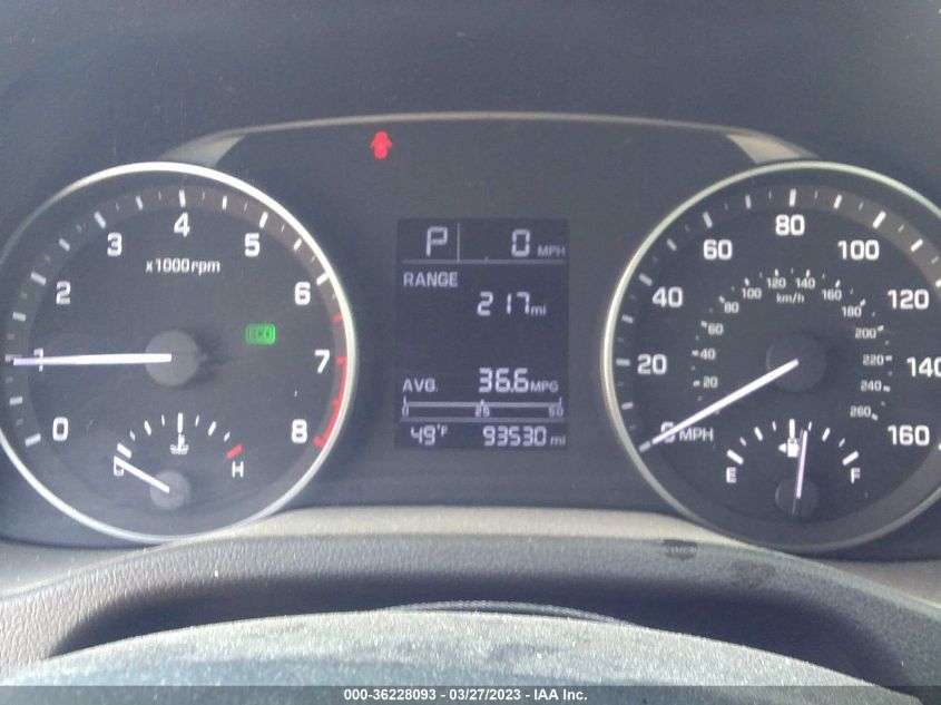 2017 HYUNDAI ELANTRA SE - 5NPD74LF7HH199437