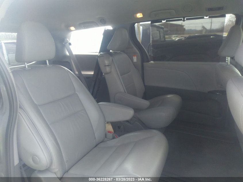 2019 TOYOTA SIENNA XLE AUTO ACCESS - 5TDYZ3DC0KS969733