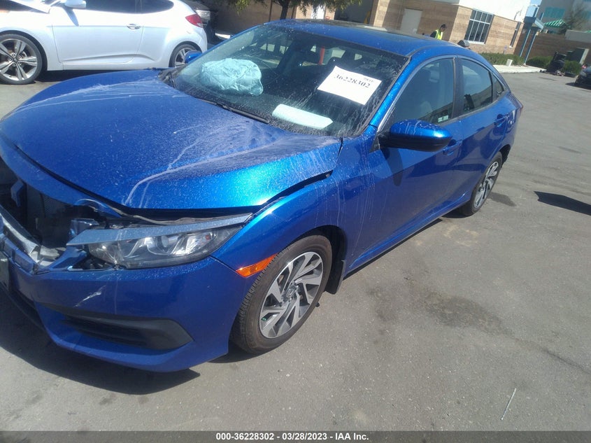 VIN 2HGFC2F74JH608409 2018 HONDA CIVIC SEDAN EX