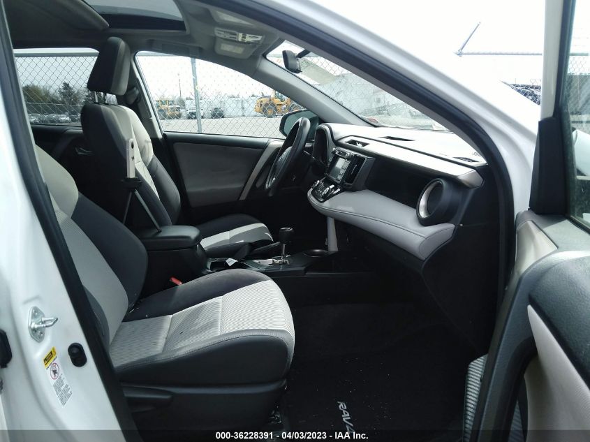 2015 TOYOTA RAV4 XLE - 2T3RFREV7FW286982