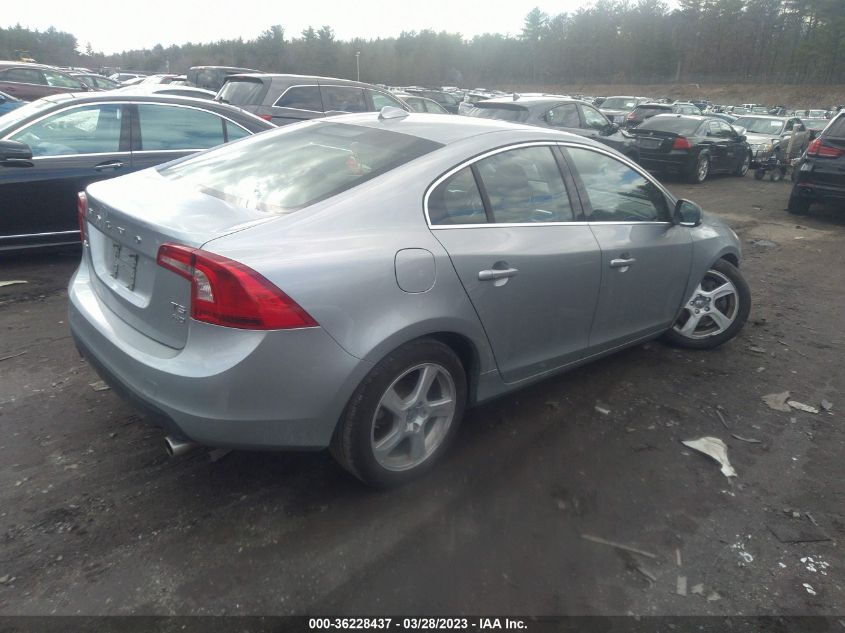 2013 VOLVO S60 T5 - YV1612FH2D2183874