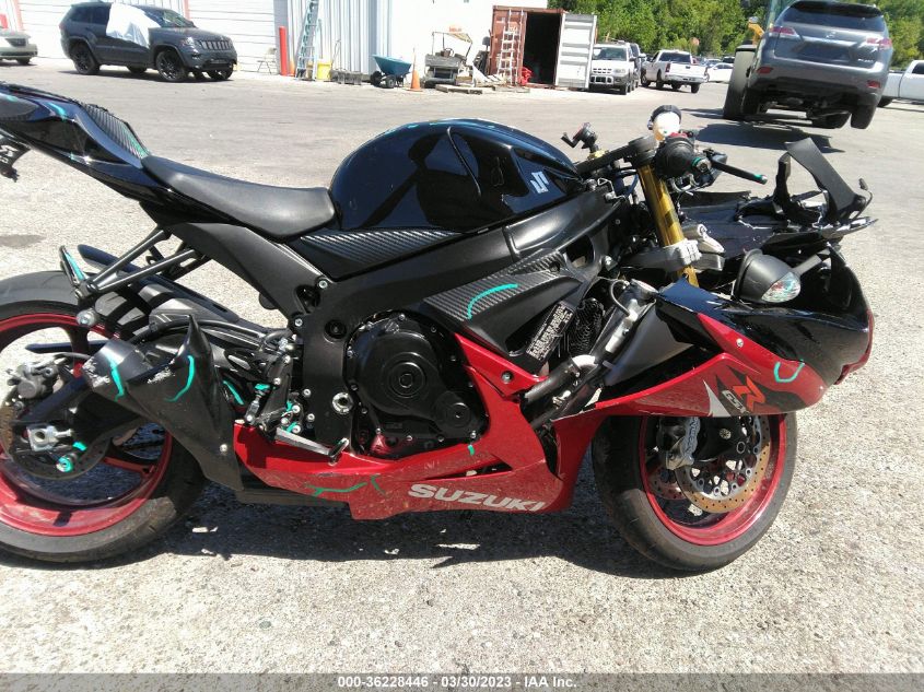 2018 SUZUKI GSX-R750 - JS1GR7MA0J2101717