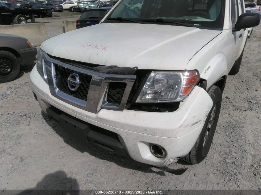 2017 NISSAN FRONTIER SV V6 - 1N6AD0ER6HN763930