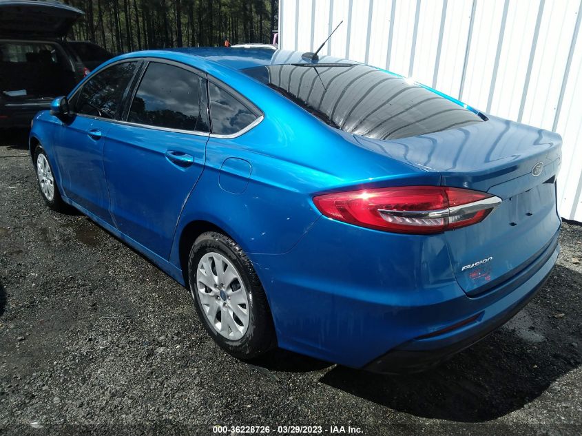 2019 FORD FUSION S - 3FA6P0G73KR103575