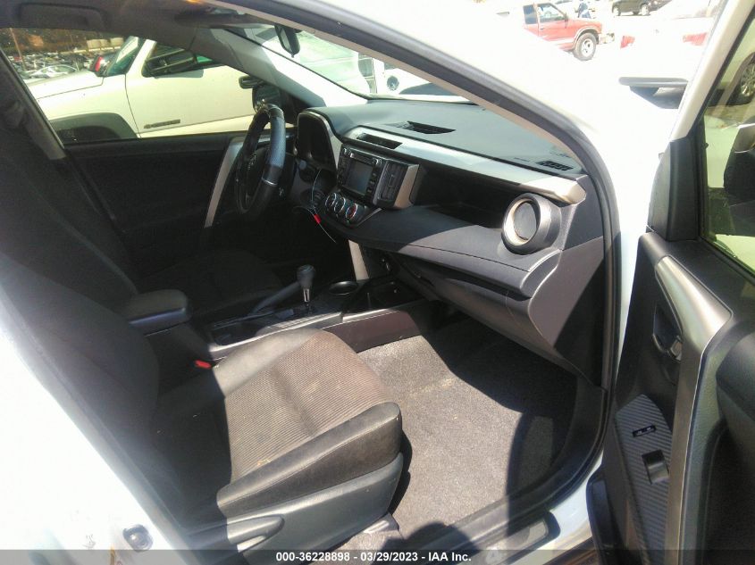 2015 TOYOTA RAV4 LE - JTMZFREV9FJ041759