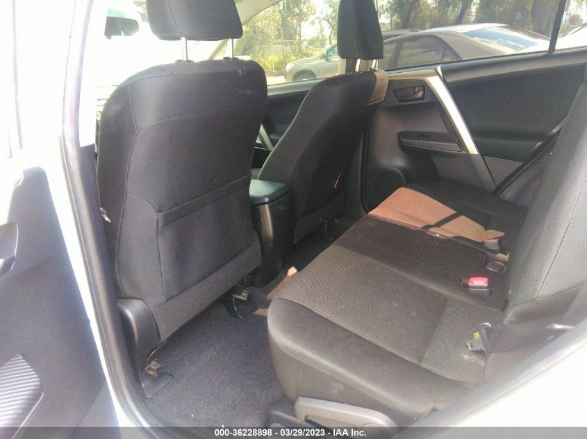 2015 TOYOTA RAV4 LE - JTMZFREV9FJ041759