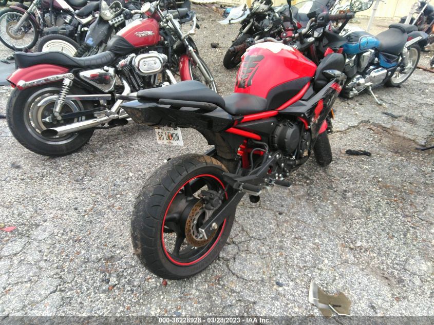 2015 YAMAHA FZ6 R JYARJ18E4FA014136