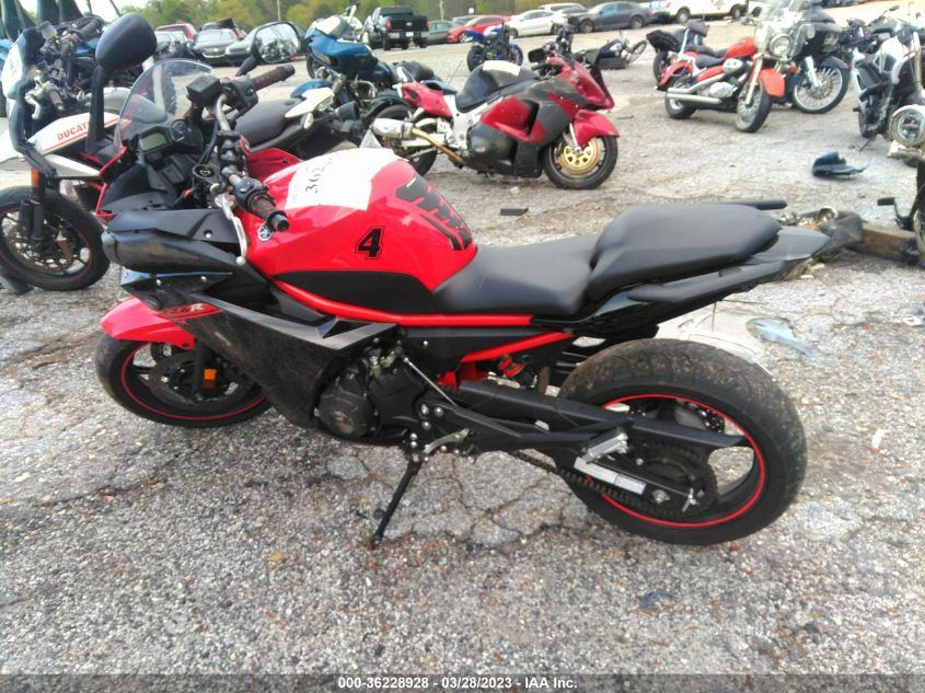 2015 YAMAHA FZ6 R JYARJ18E4FA014136