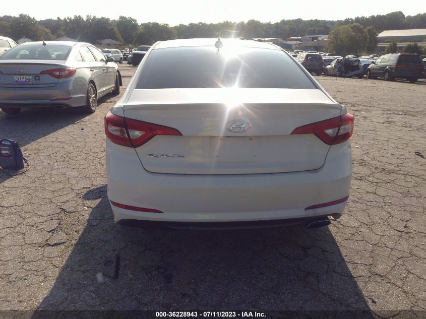 2017 HYUNDAI SONATA SE - 5NPE24AF5HH438893