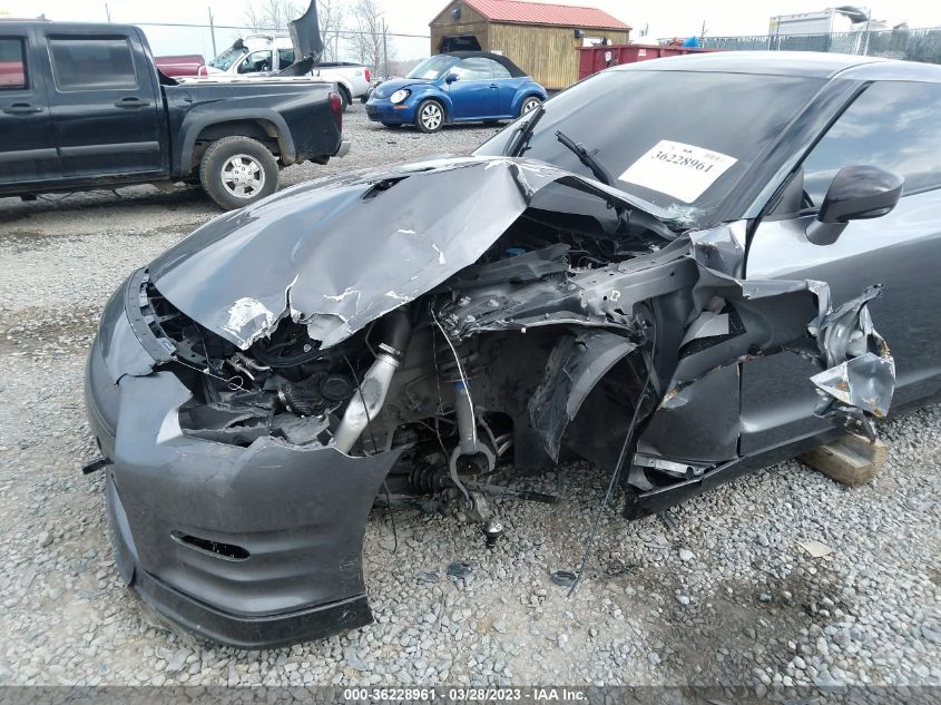 2014 NISSAN GT-R PREMIUM - JN1AR5EF1EM270247