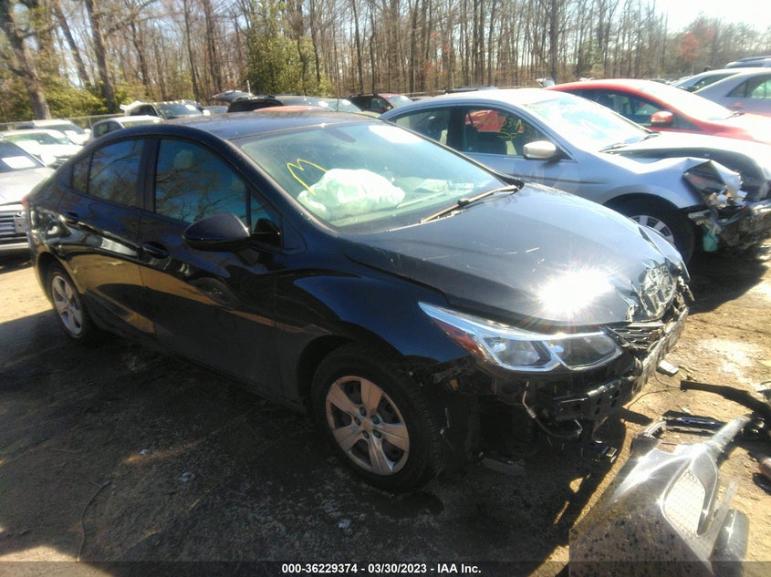 VIN 1G1BC5SM2J7229472 2018 CHEVROLET CRUZE LS