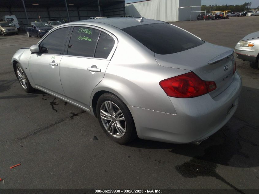 2015 INFINITI Q40 JN1CV6AP3FM580619