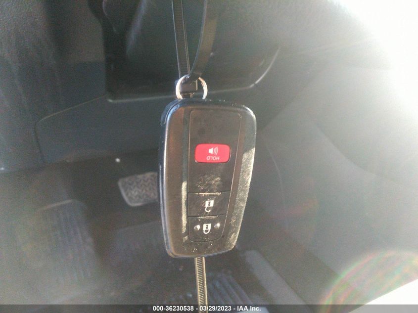 2021 TOYOTA RAV4 XLE - JTMP1RFV8MD531366