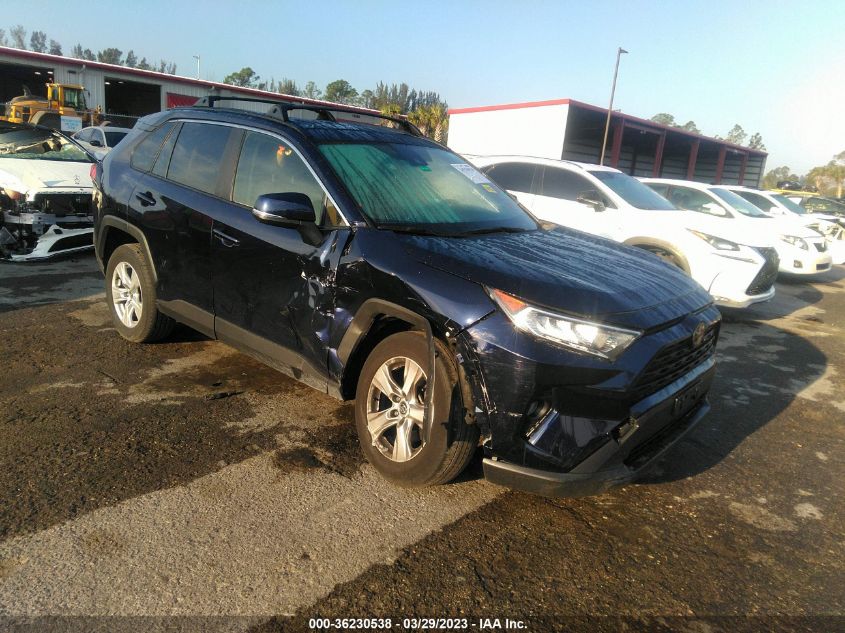 2021 TOYOTA RAV4 XLE - JTMP1RFV8MD531366