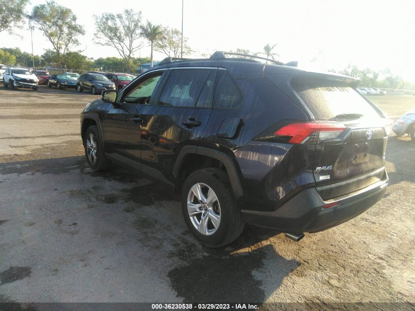 2021 TOYOTA RAV4 XLE - JTMP1RFV8MD531366