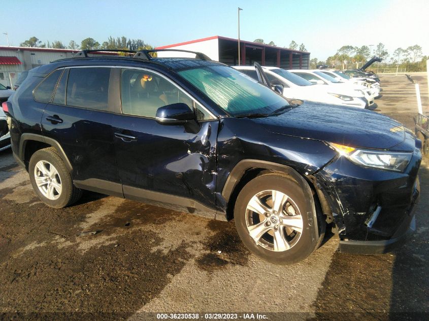 2021 TOYOTA RAV4 XLE - JTMP1RFV8MD531366