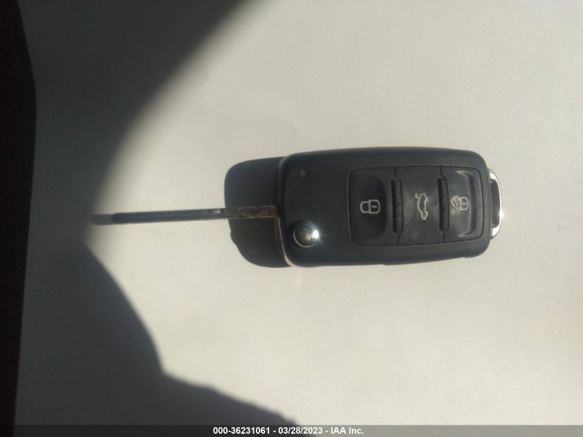 2015 VOLKSWAGEN JETTA SEDAN 2.0L TDI S - 3VW3A7AJ4FM321973