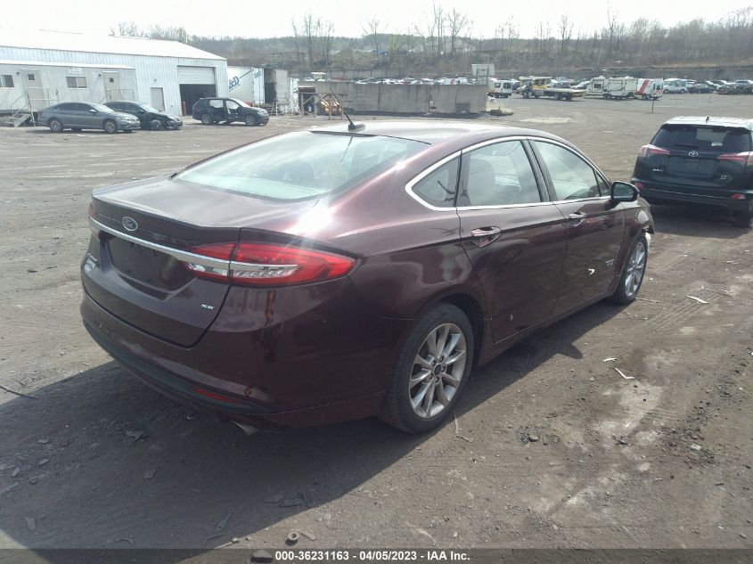 2017 FORD FUSION ENERGI SE - 3FA6P0PUXHR137110