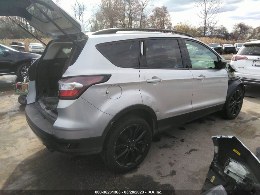 2017 FORD ESCAPE SE - 1FMCU9GD2HUD64824