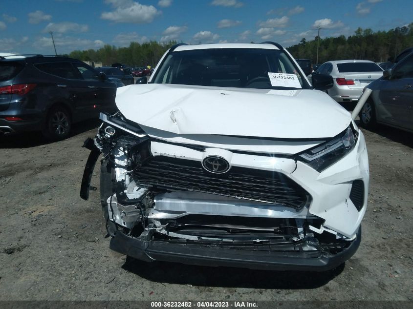 2022 TOYOTA RAV4 XLE - JTMW1RFVXND093849
