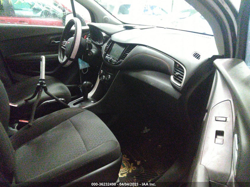VIN KL7CJKSB8LB315459 2020 CHEVROLET TRAX LS
