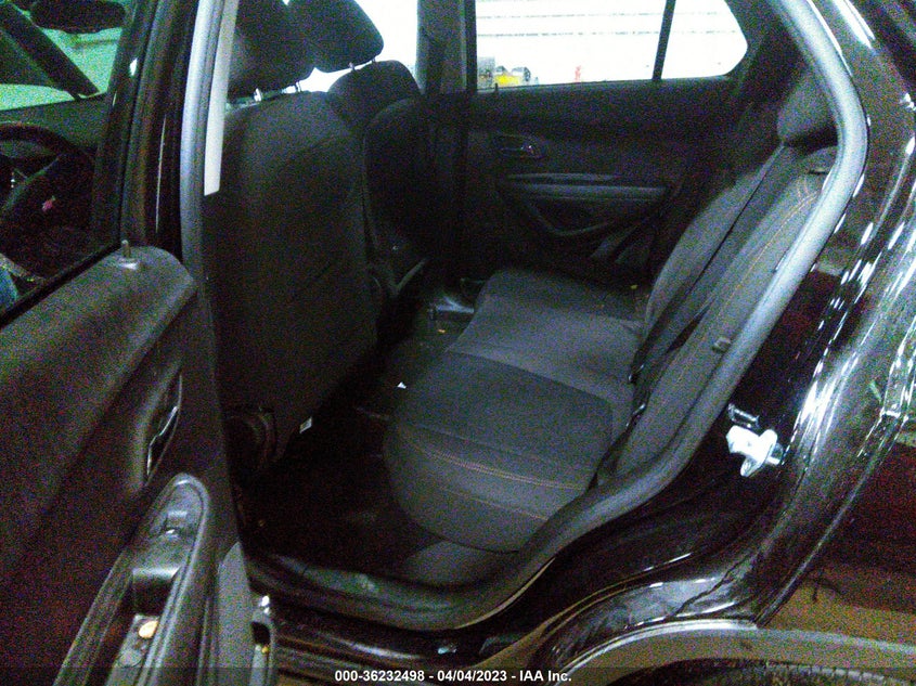 VIN KL7CJKSB8LB315459 2020 CHEVROLET TRAX LS