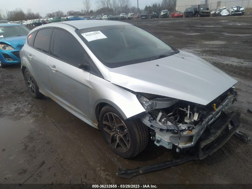 2016 FORD FOCUS SE - 1FADP3K22GL257253