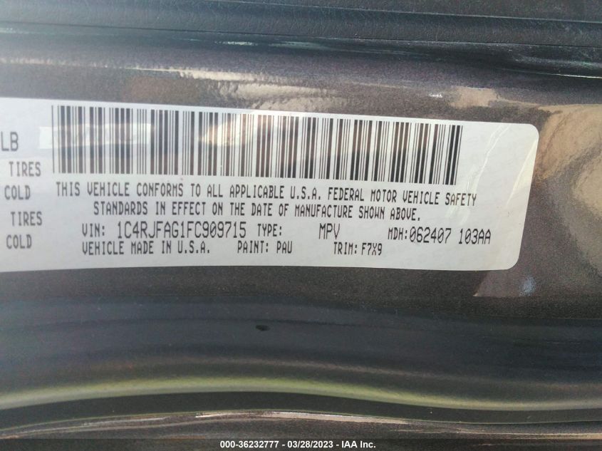 2015 JEEP GRAND CHEROKEE LAREDO - 1C4RJFAG1FC909715