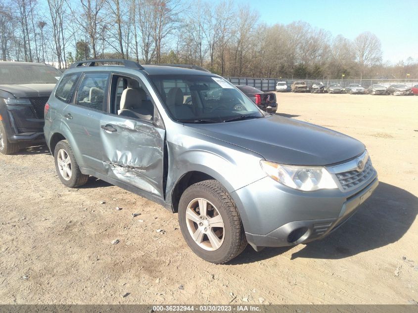 2013 SUBARU FORESTER 2.5X - JF2SHABC0DH444275