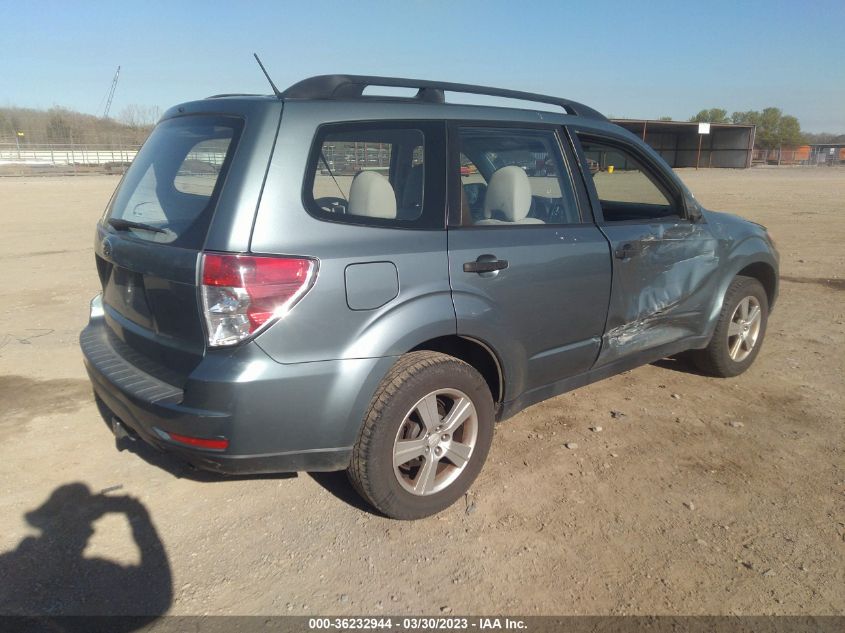 2013 SUBARU FORESTER 2.5X - JF2SHABC0DH444275