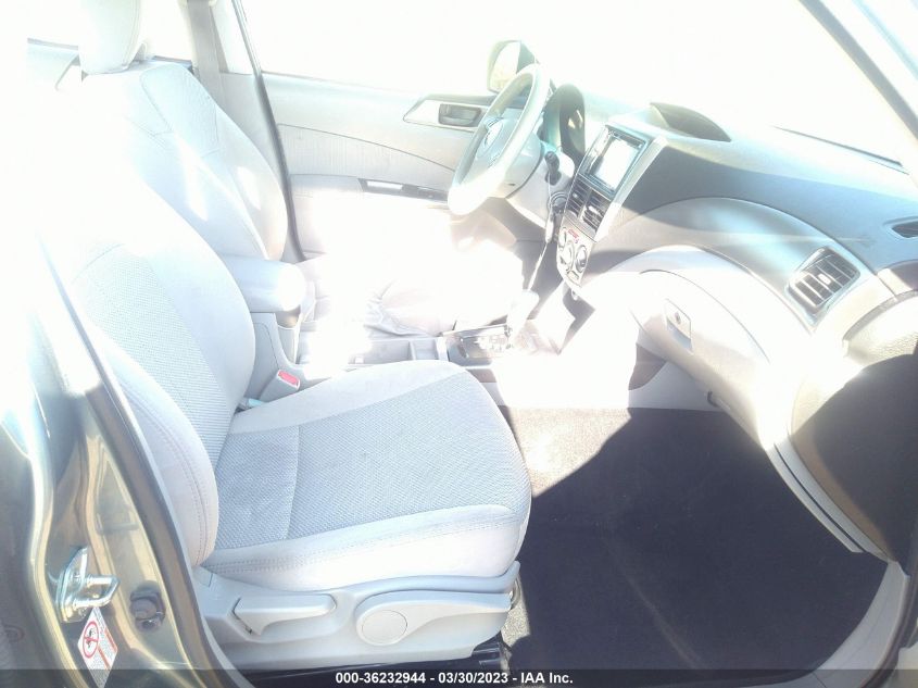 2013 SUBARU FORESTER 2.5X - JF2SHABC0DH444275