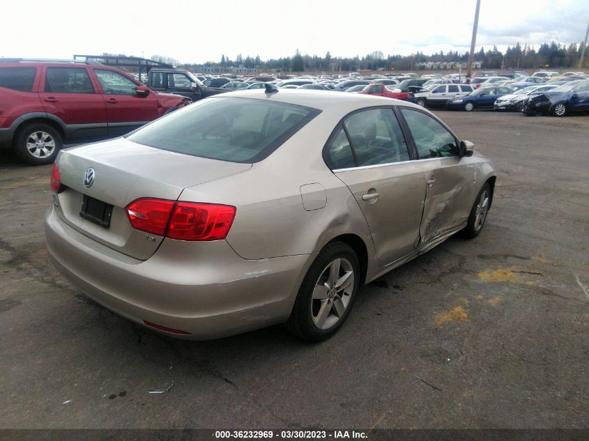 2013 VOLKSWAGEN JETTA SEDAN TDI W/PREMIUM - 3VWLL7AJ6DM231876