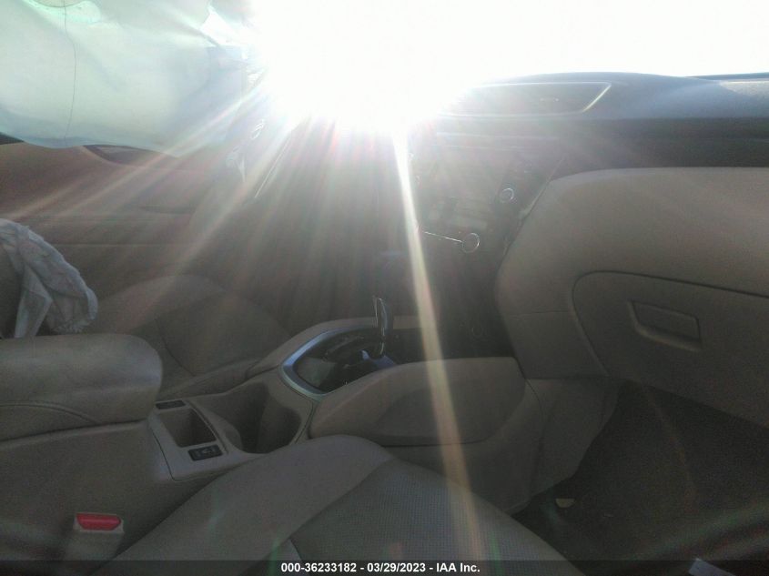 2016 NISSAN ROGUE SL - KNMAT2MT2GP730697