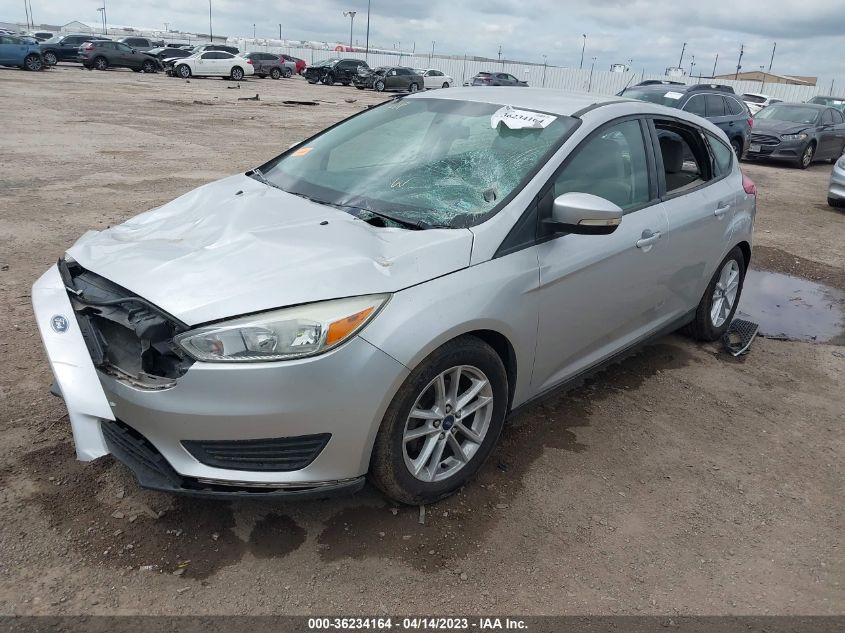 2015 FORD FOCUS SE - 1FADP3K28FL263847