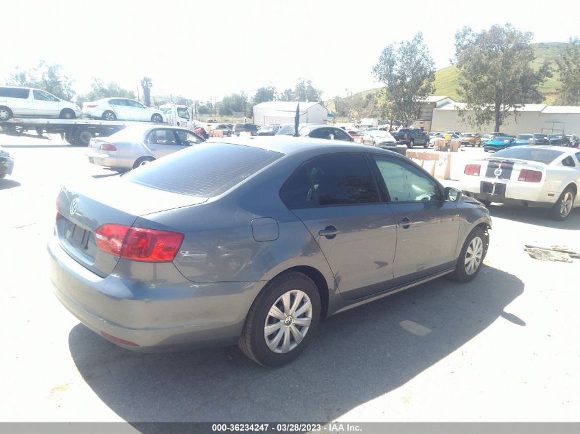 2014 VOLKSWAGEN JETTA SEDAN S - 3VW2K7AJ3EM405144