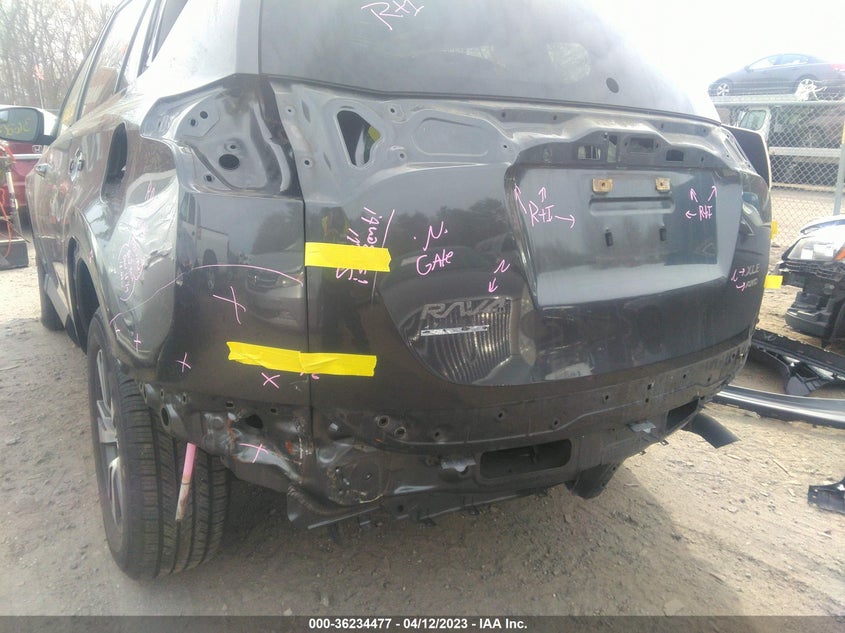 VIN JTMRFREV2HJ135145 2017 TOYOTA RAV4 XLE